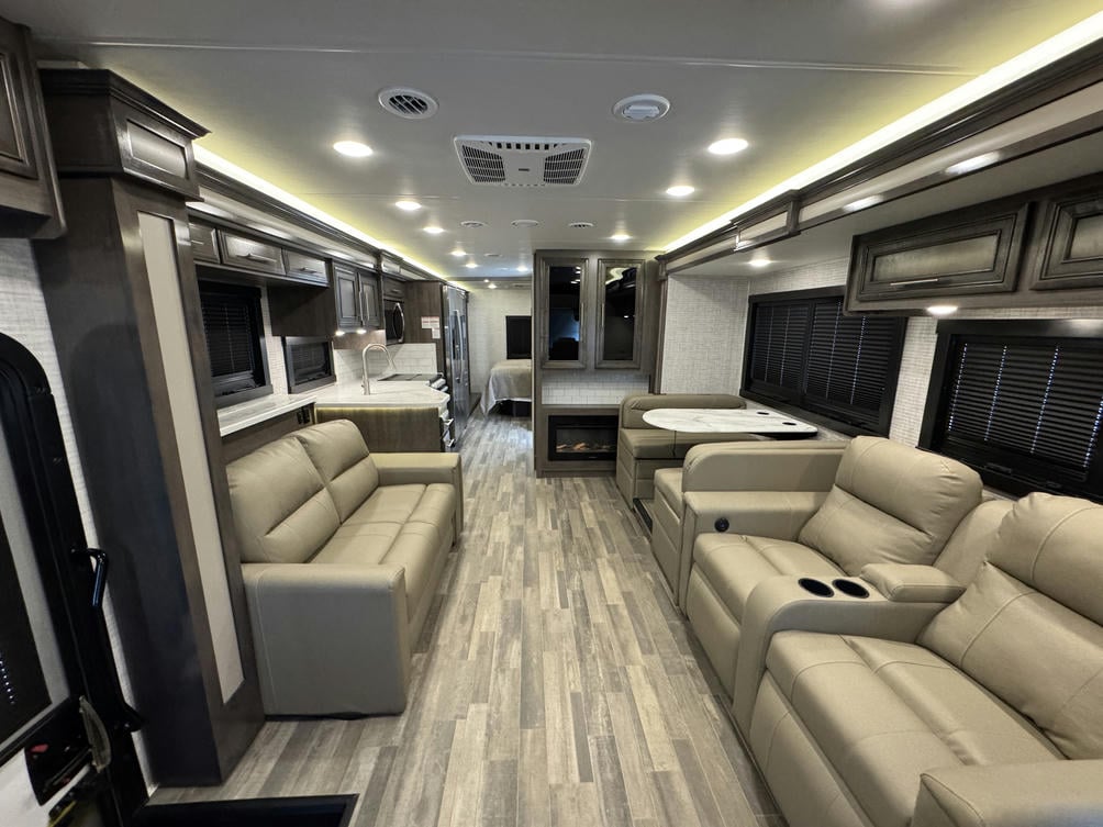 2023 Vision XL 34G 