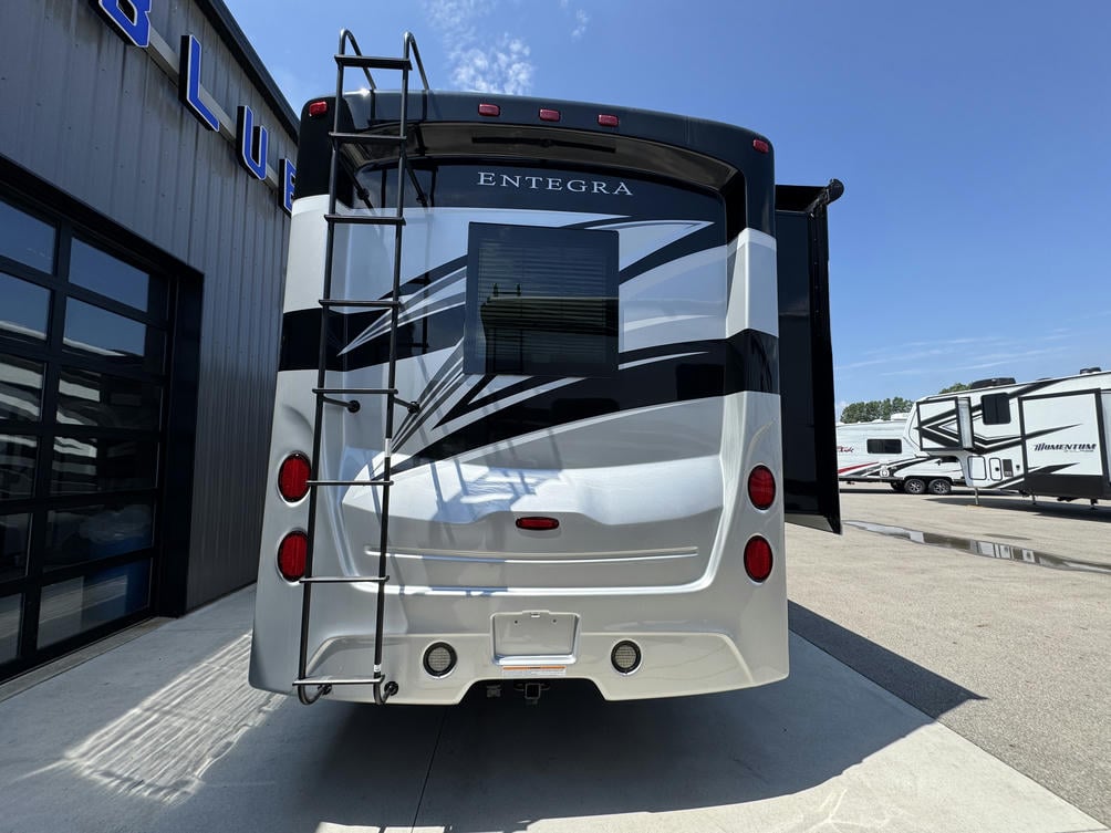 2023 Vision XL 34G 