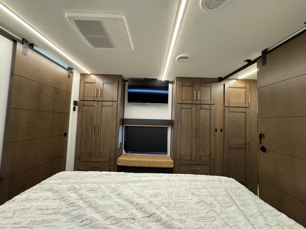 2025 Big Horn 391MFB