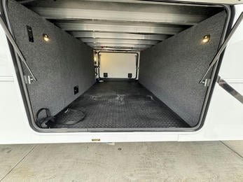 2025 Bighorn 391MFB