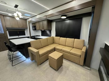 2025 Bighorn 391MFB
