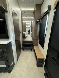 2025 Bighorn 391MFB