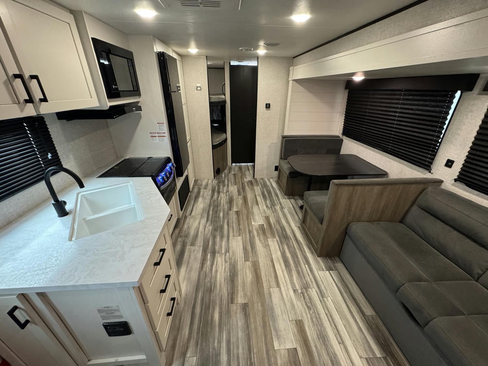 2025 Jay Flight SLX 261BHS