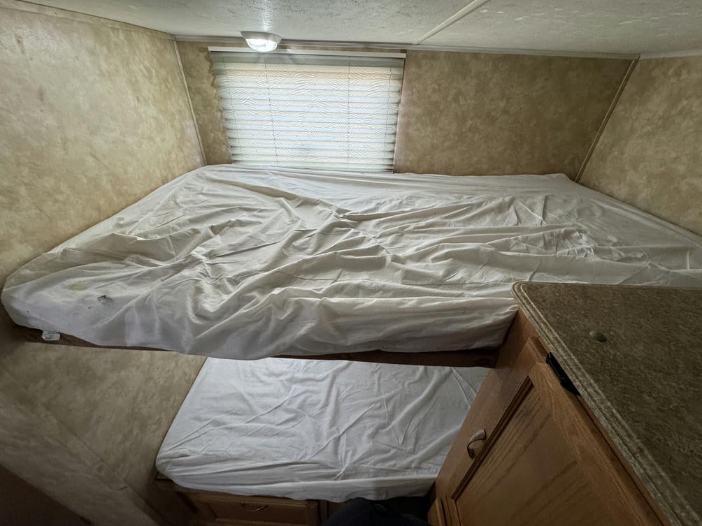 2007 Coachmen 32BHS
