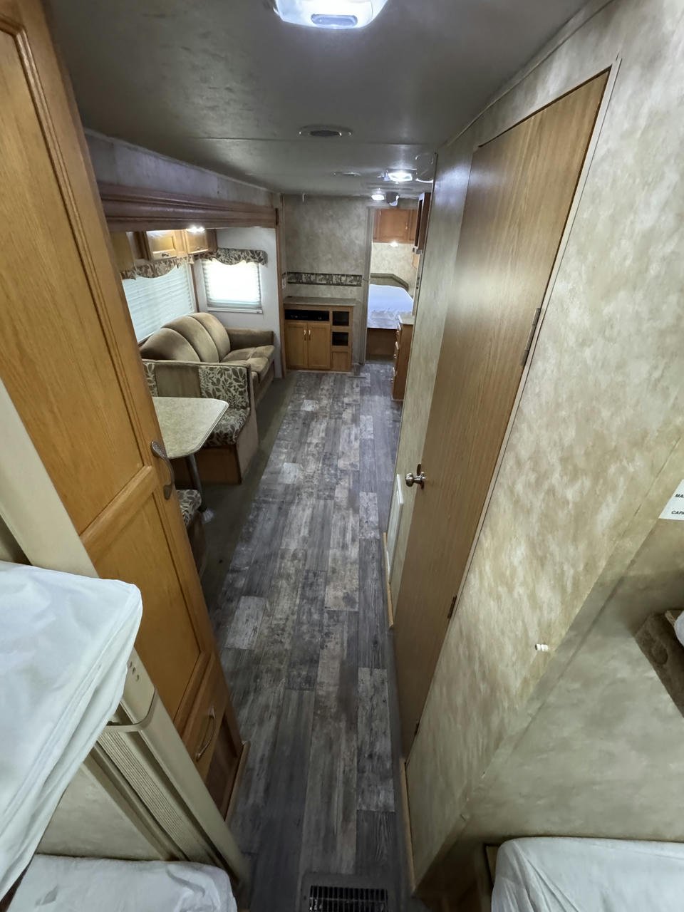 2007 Coachmen 32BHS