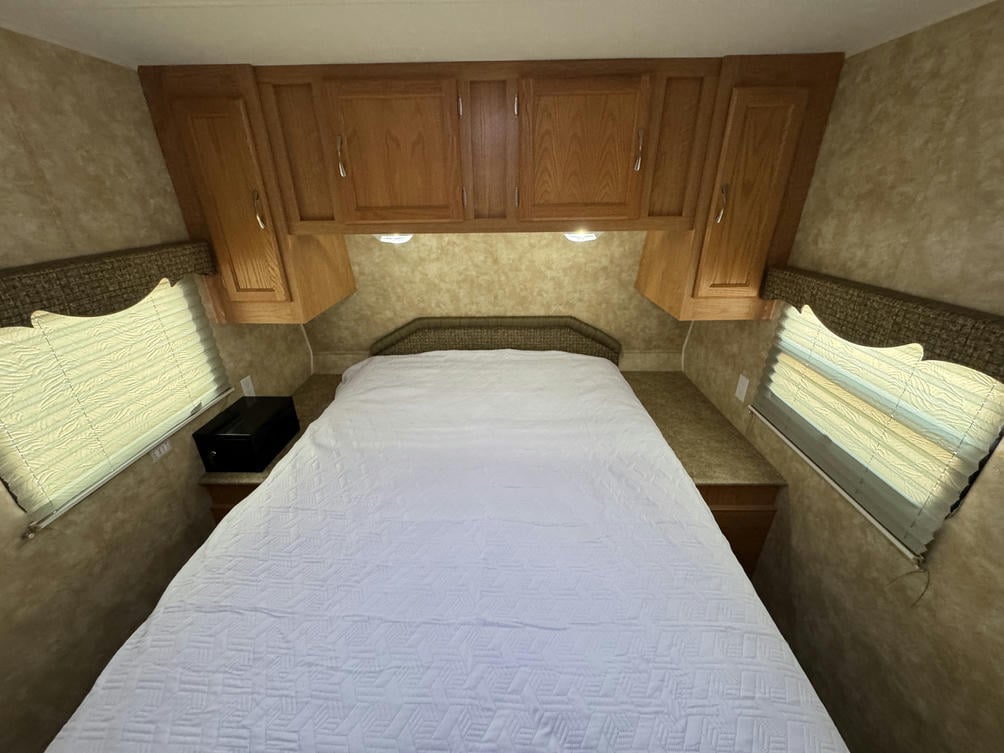 2007 Coachmen 32BHS
