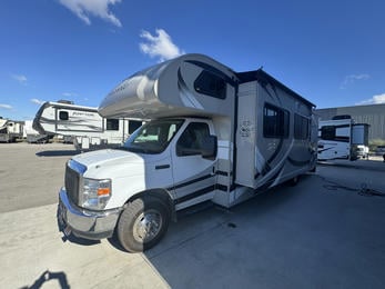 2014  Chateau 31L
