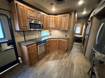 2016 Durango 380 FLF