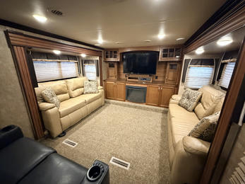 2016 Durango 380 FLF