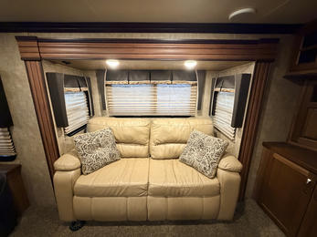 2016 Durango 380 FLF