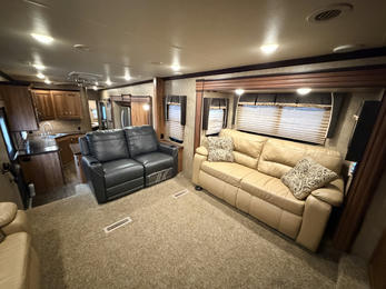 2016 Durango 380 FLF