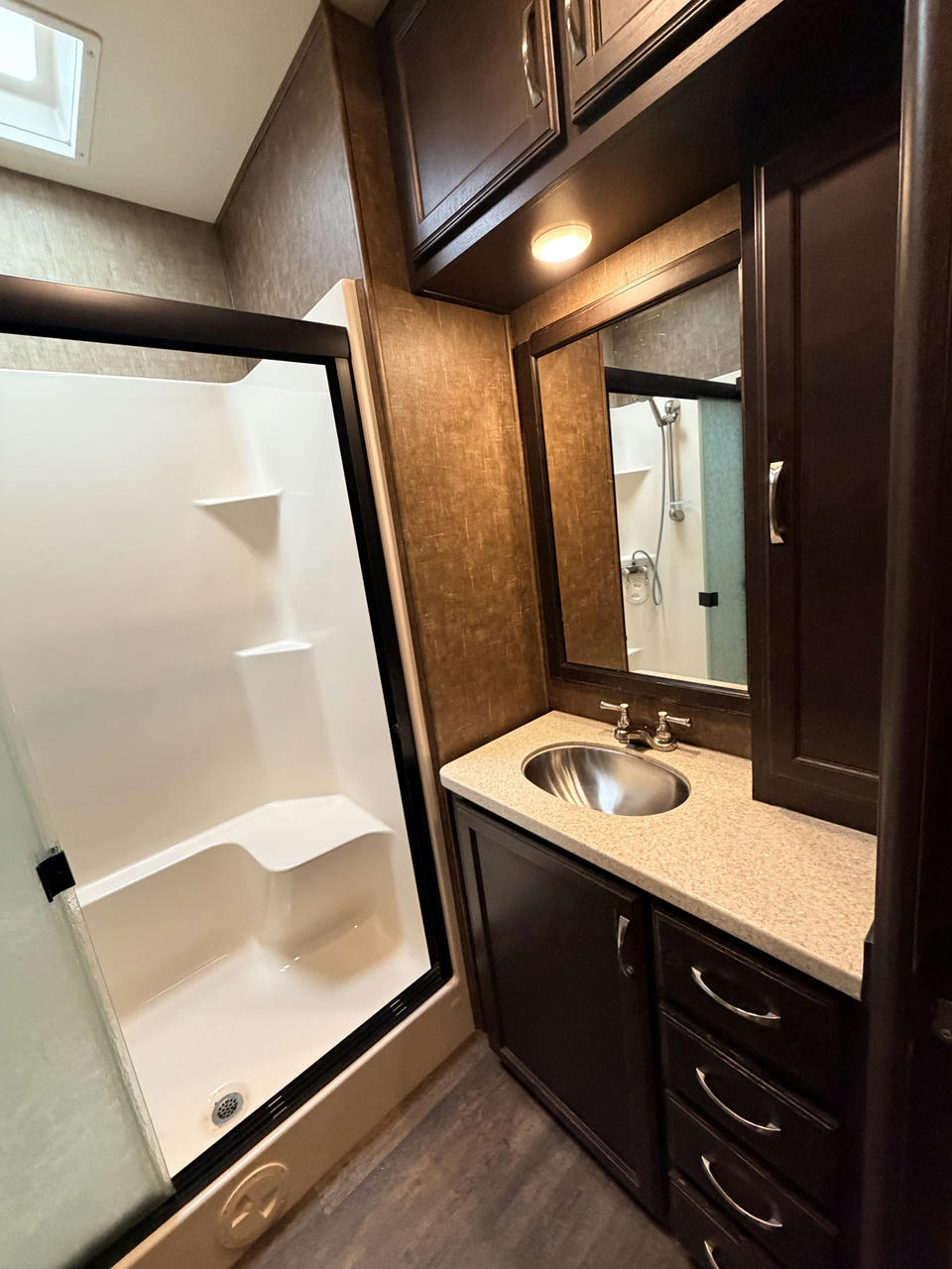 2016 Durango 380 FLF