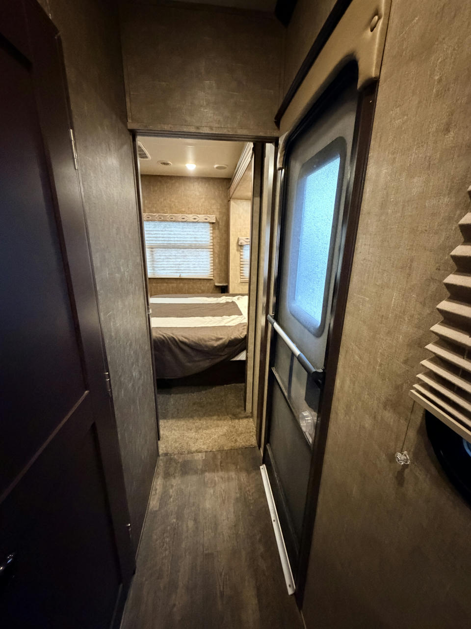 2016 Durango 380 FLF