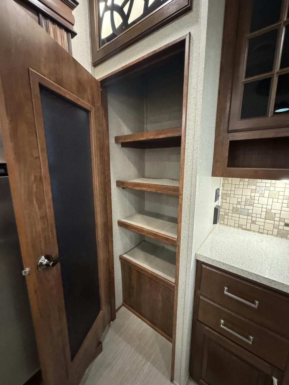 2017 Avalanche 320RS