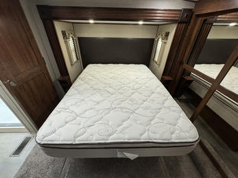 2017 Avalanche 320RS