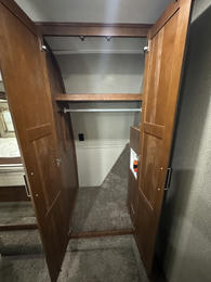 2017 Avalanche 320RS