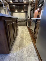2017 Bighorn 3160EL