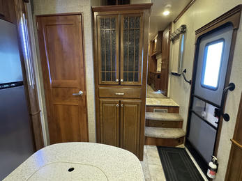 2017 Bighorn 3160EL