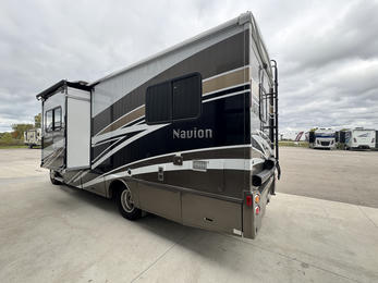 2017 Navion 24G