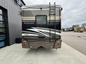 2017 Navion 24V