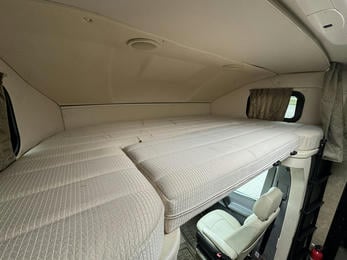2017 Navion 24V