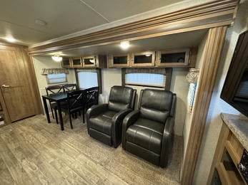 2018 Flagstaff 29RKWS