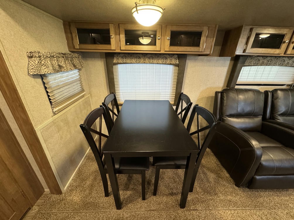 2018 Flagstaff 29RKWS