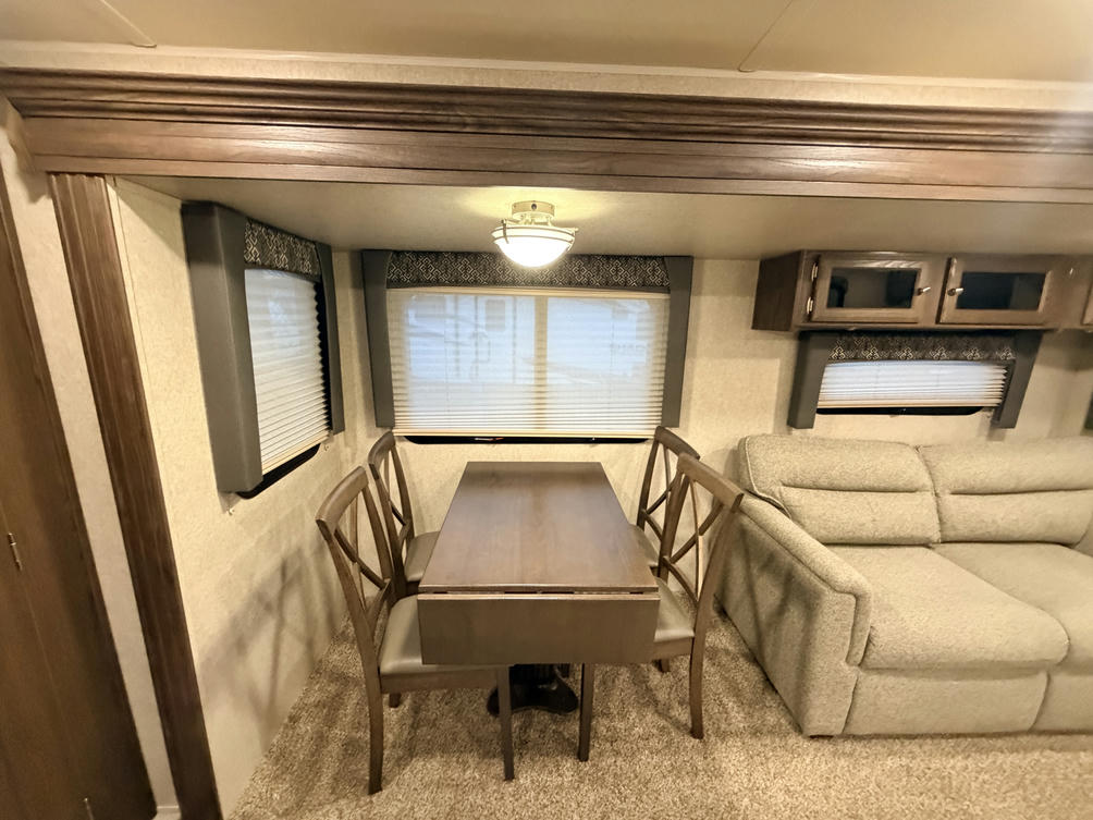 2018 Flagstaff 29RKWS