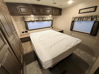 2018 Flagstaff 29RKWS