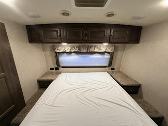 2018 Flagstaff 29RKWS