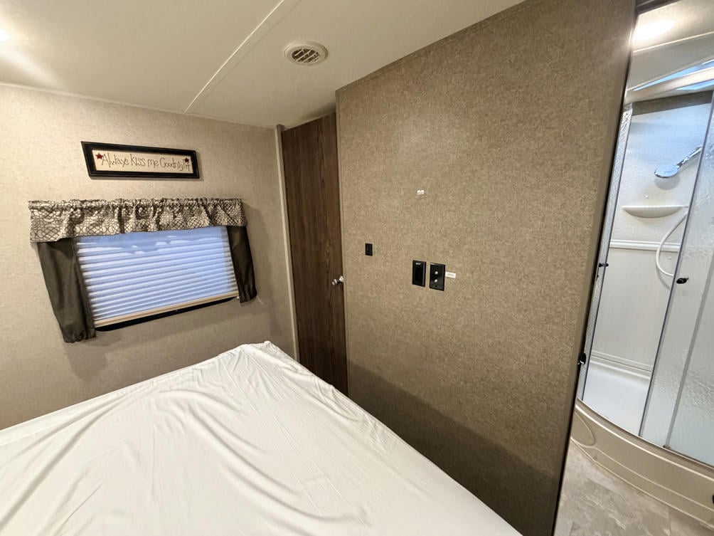 2018 Flagstaff 29RKWS