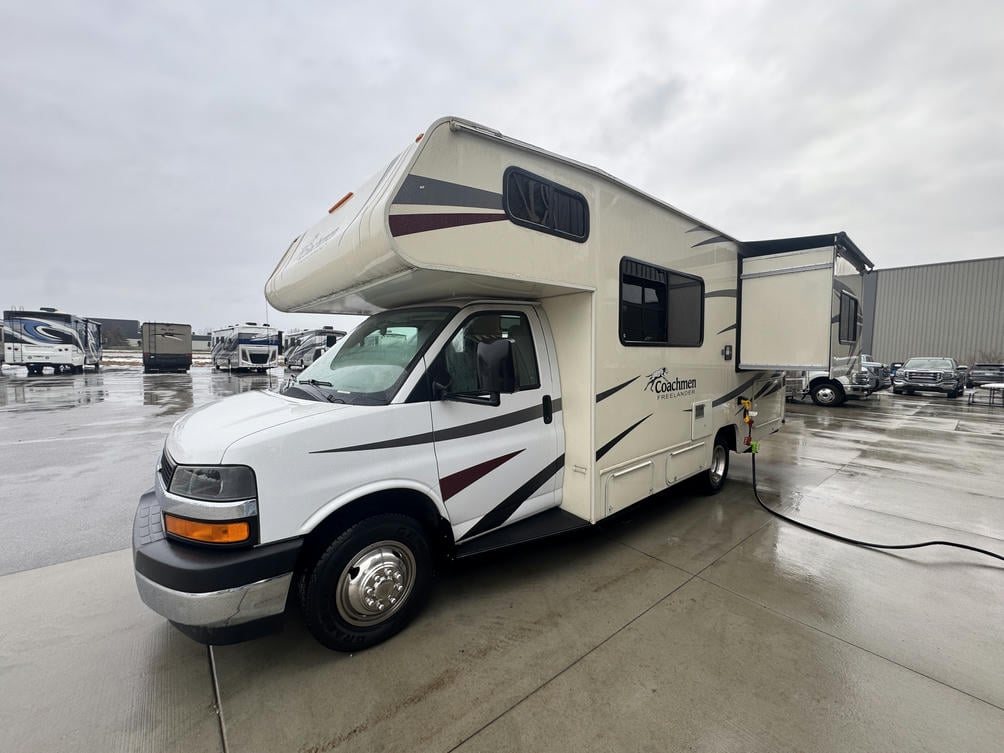 2018 Freelander 21RS
