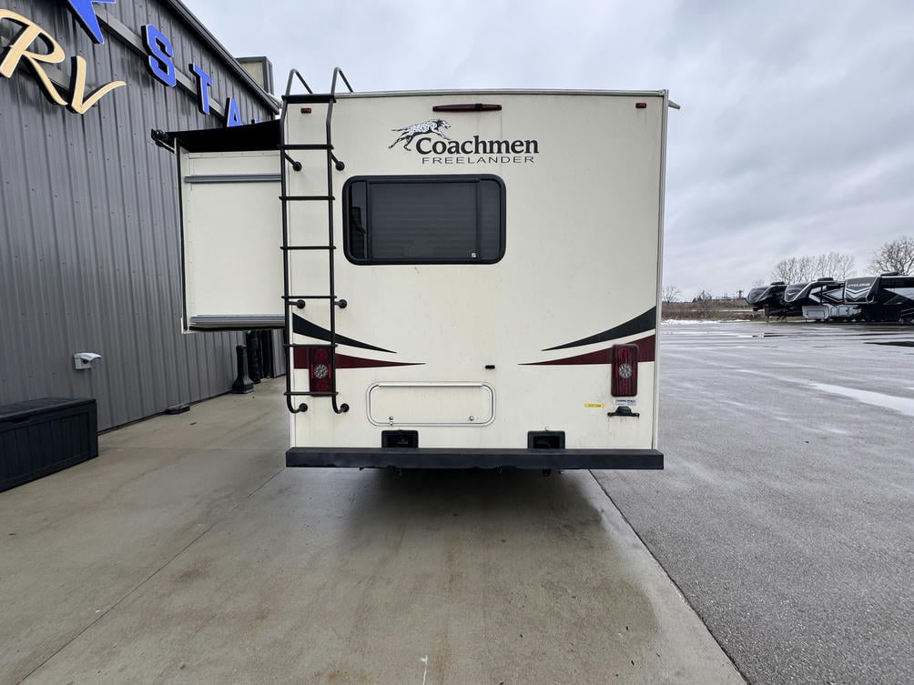 2018 Freelander 21RS