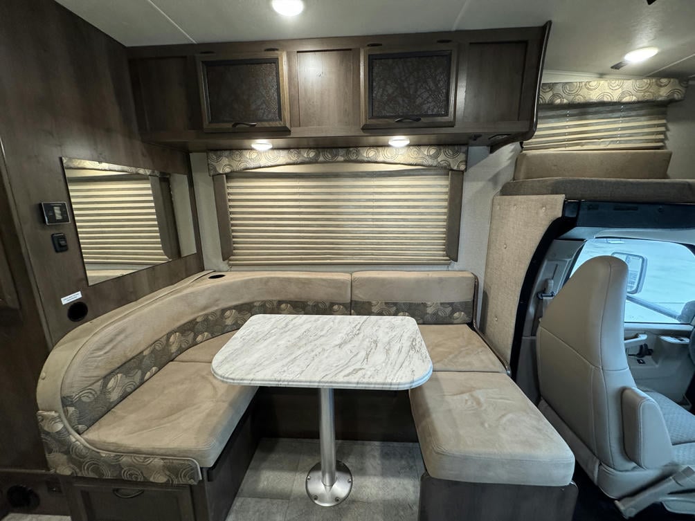 2018 Freelander 21RS