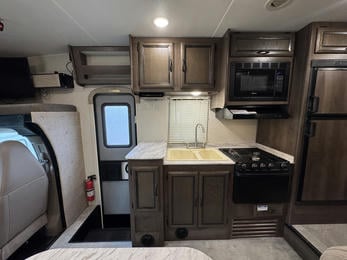 2018 Freelander 21RS