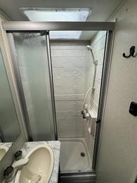 2018 Freelander 21RS