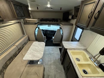 2018 Freelander 21RS