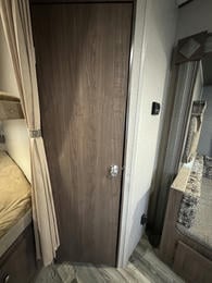 2018 Hideout 281DBS