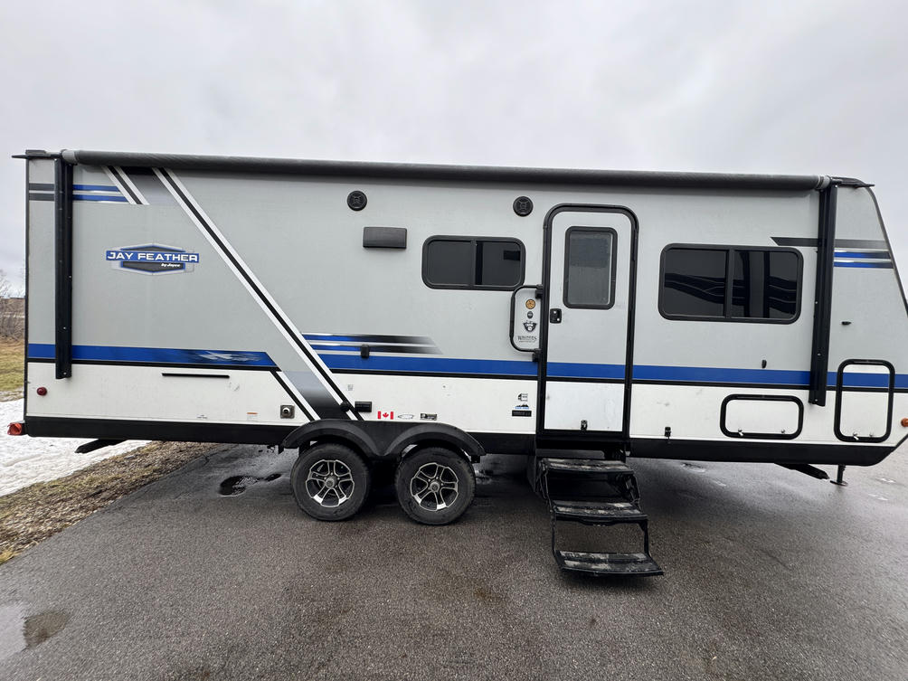 2019 Jay Feather X23E