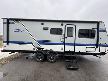2019 Jay Feather X23E