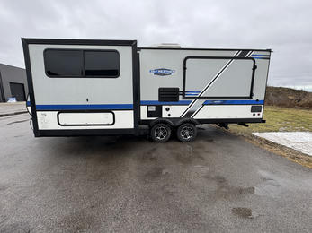 2019 Jay Feather X23E