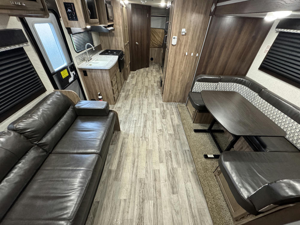2019 Jay Feather X23E