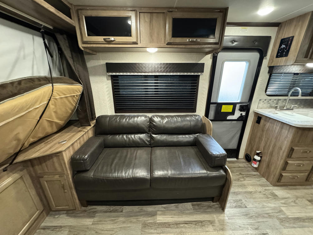 2019 Jay Feather X23E