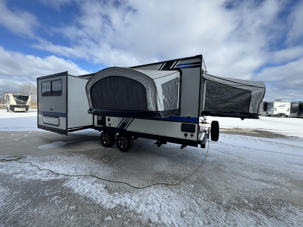 2019 Jay Feather X23E