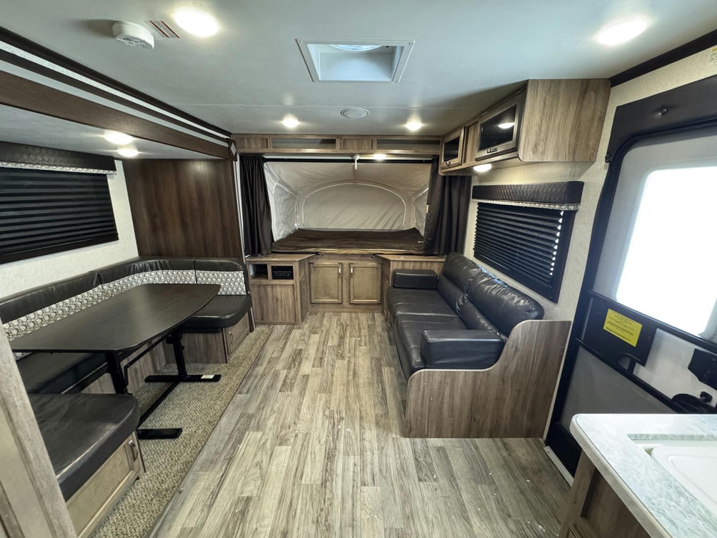 2019 Jay Feather X23E