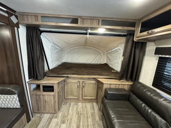 2019 Jay Feather X23E