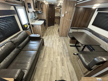 2019 Jay Feather X23E