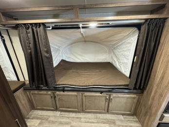 2019 Jay Feather X23E