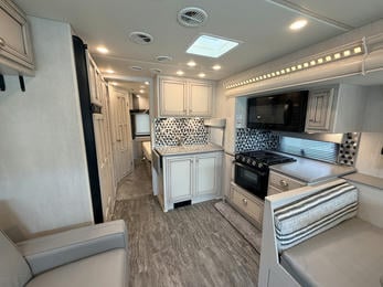 2021 Bay Star Sport 2813