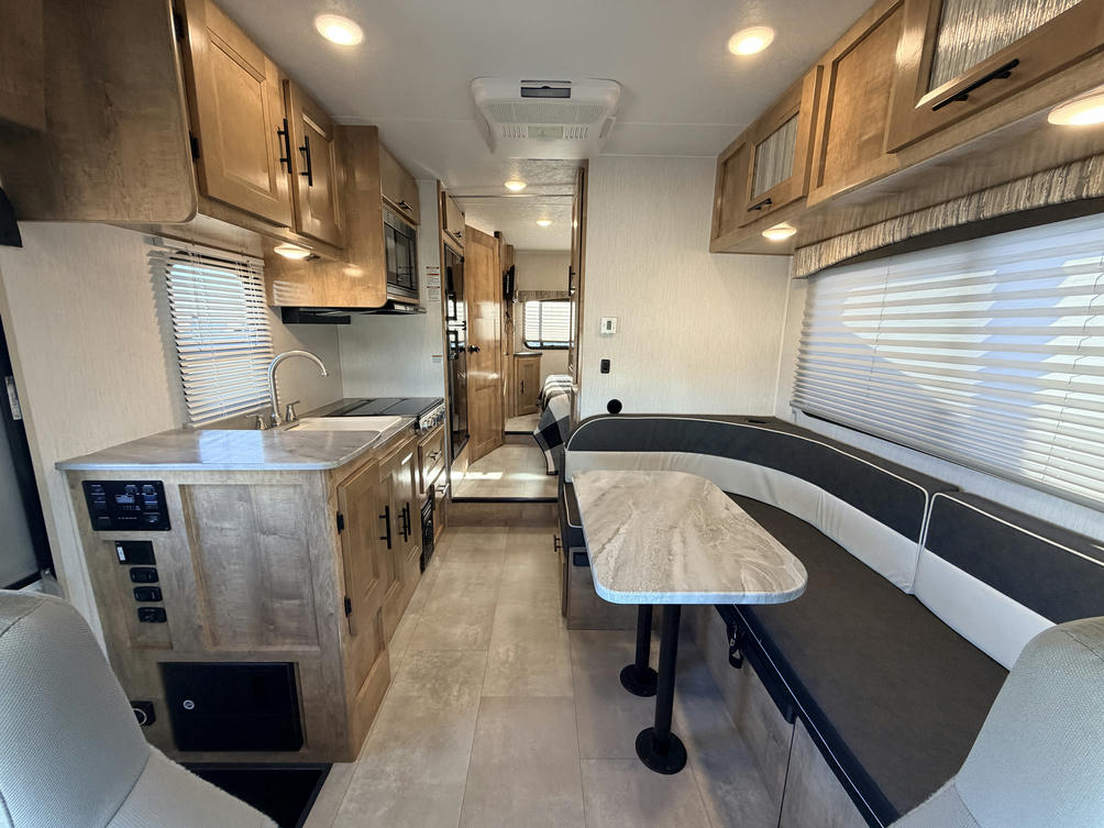 2021 Leprechaun 210RS 